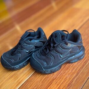 Nike Baby Toddler Boy Black Sneakers 5c